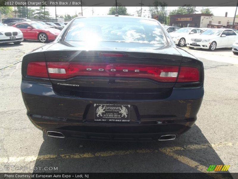 Pitch Black / Black 2012 Dodge Charger SE