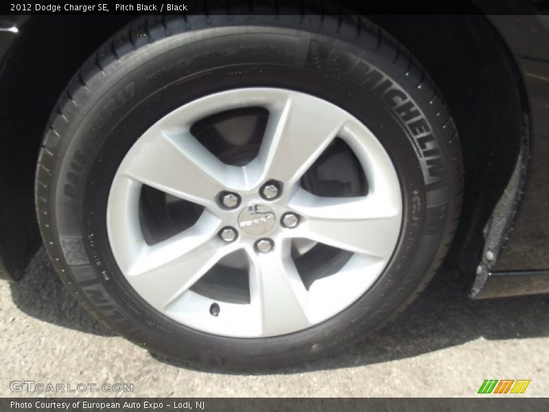 Pitch Black / Black 2012 Dodge Charger SE