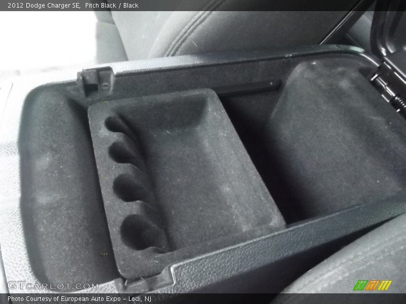 Pitch Black / Black 2012 Dodge Charger SE