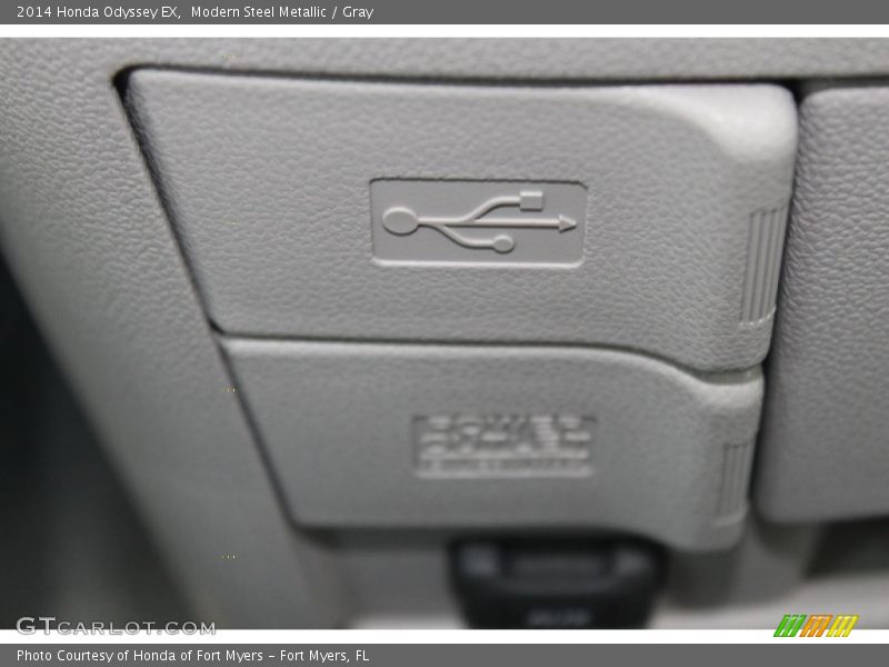 Modern Steel Metallic / Gray 2014 Honda Odyssey EX
