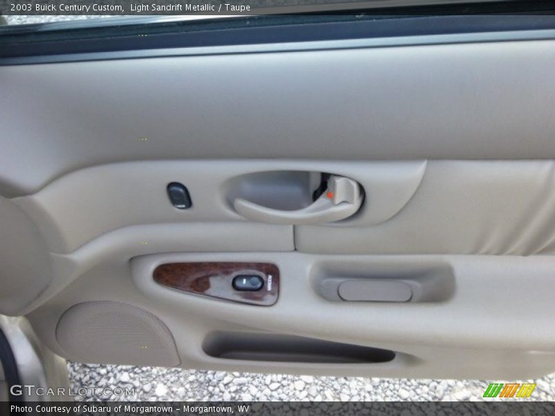 Light Sandrift Metallic / Taupe 2003 Buick Century Custom