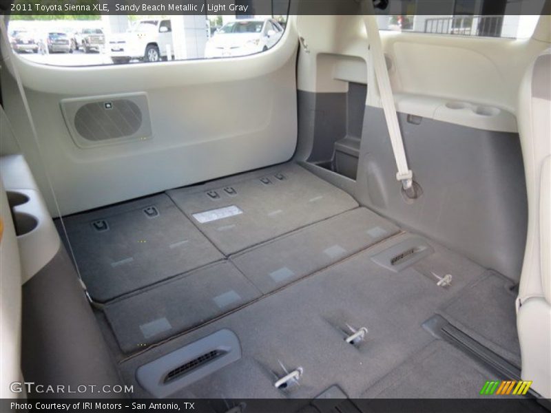 Sandy Beach Metallic / Light Gray 2011 Toyota Sienna XLE