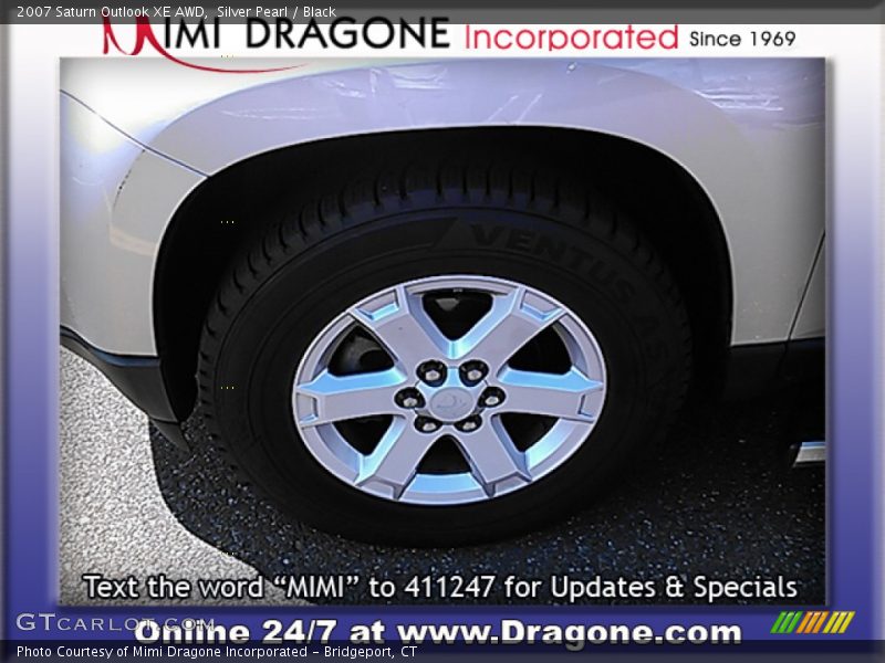 Silver Pearl / Black 2007 Saturn Outlook XE AWD