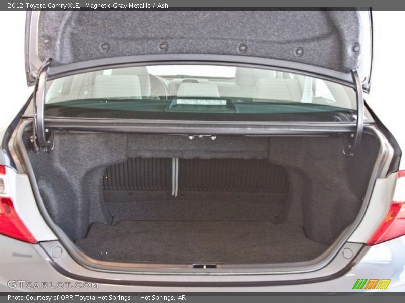 Magnetic Gray Metallic / Ash 2012 Toyota Camry XLE