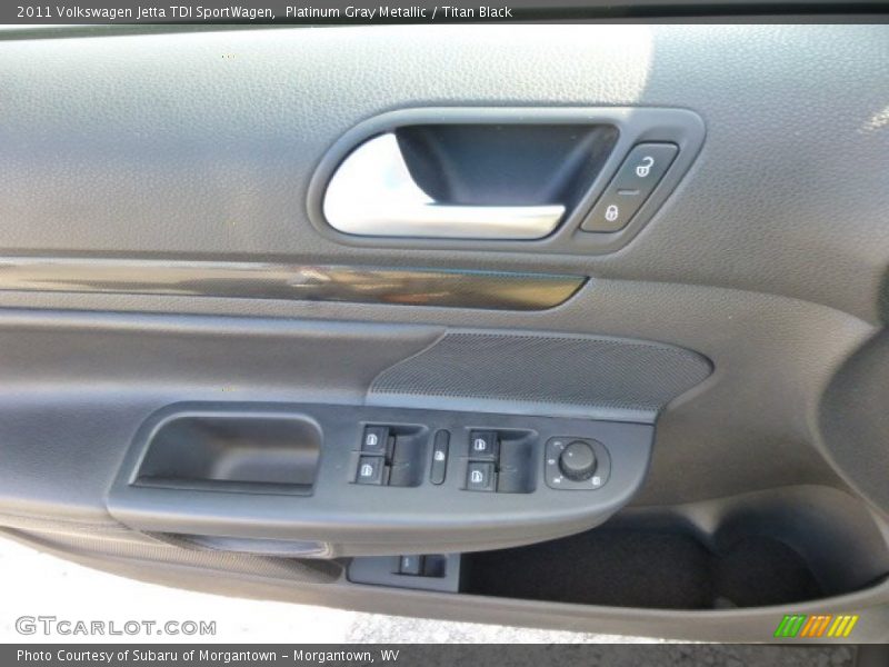 Platinum Gray Metallic / Titan Black 2011 Volkswagen Jetta TDI SportWagen