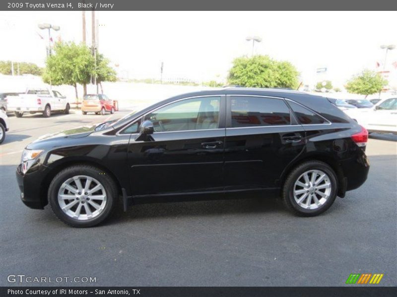 Black / Ivory 2009 Toyota Venza I4