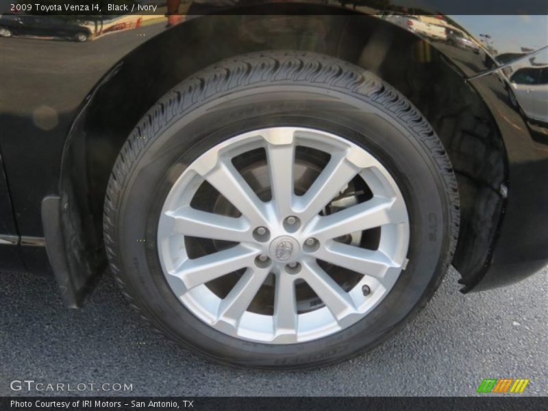 Black / Ivory 2009 Toyota Venza I4