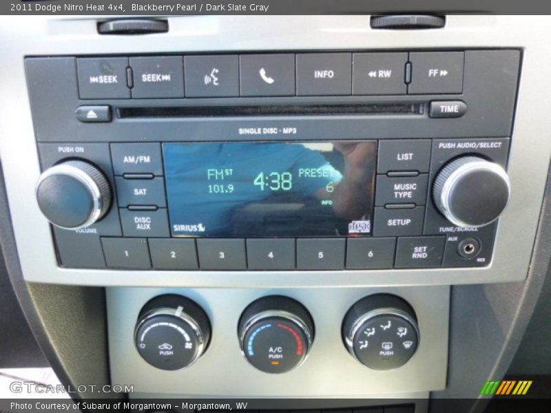 Blackberry Pearl / Dark Slate Gray 2011 Dodge Nitro Heat 4x4