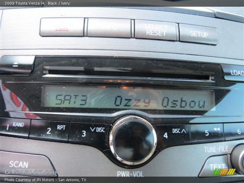 Black / Ivory 2009 Toyota Venza I4