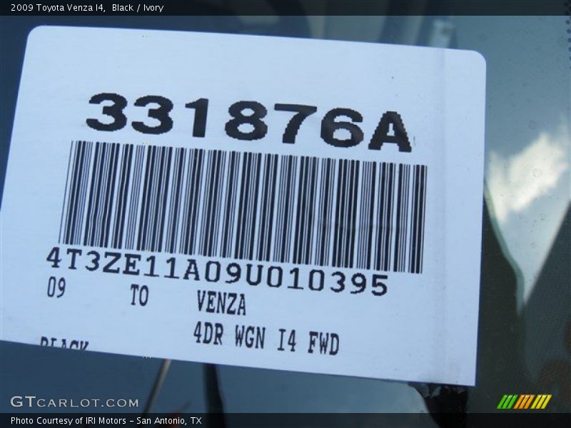 Black / Ivory 2009 Toyota Venza I4