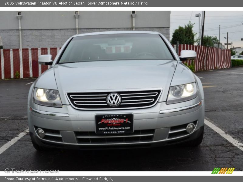Silver Atmosphere Metallic / Petrol 2005 Volkswagen Phaeton V8 4Motion Sedan