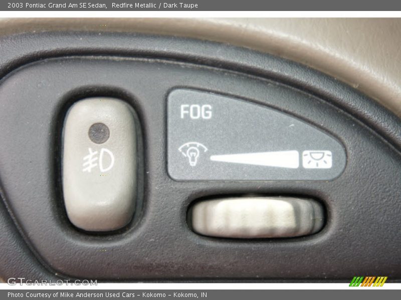 Redfire Metallic / Dark Taupe 2003 Pontiac Grand Am SE Sedan
