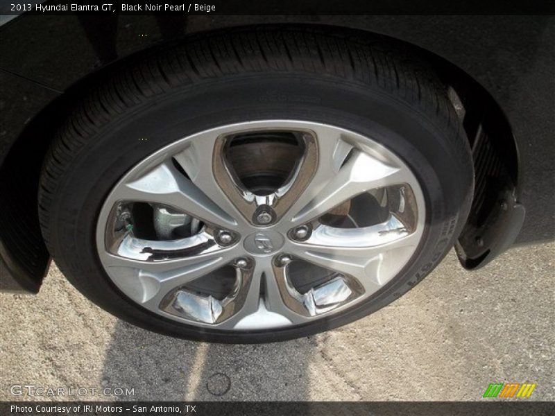 Black Noir Pearl / Beige 2013 Hyundai Elantra GT