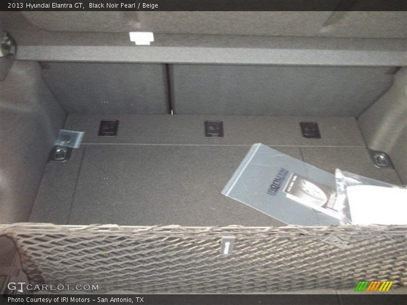 Black Noir Pearl / Beige 2013 Hyundai Elantra GT