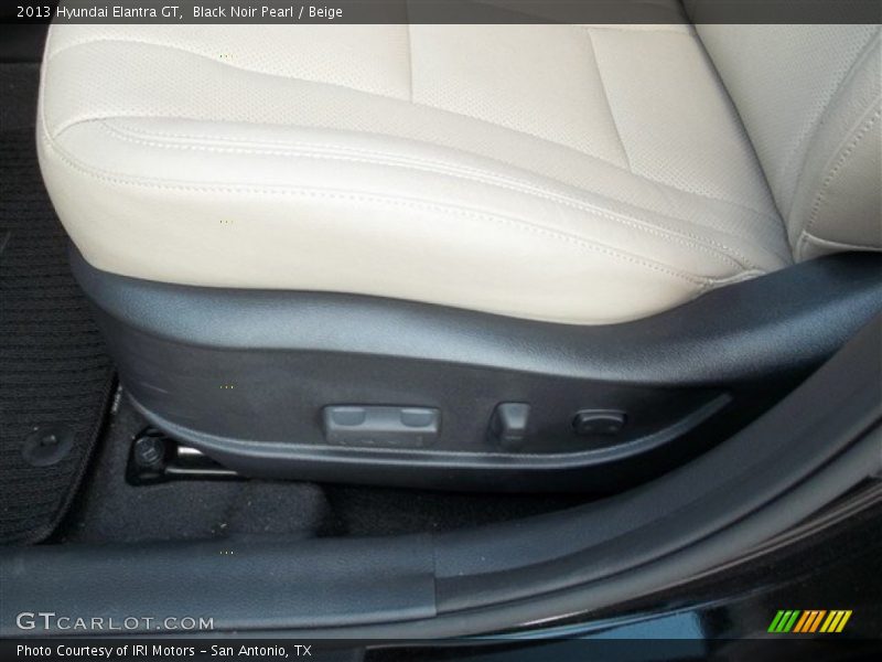 Black Noir Pearl / Beige 2013 Hyundai Elantra GT