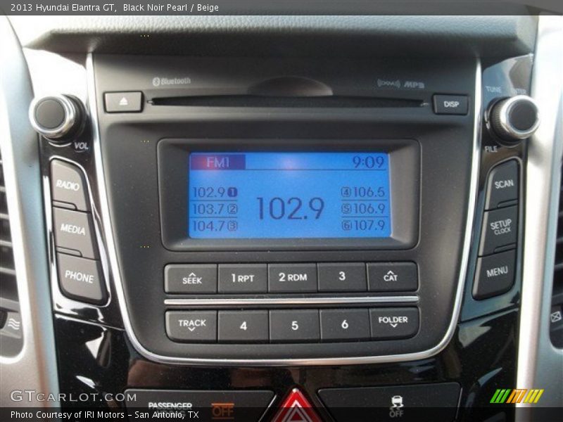 Black Noir Pearl / Beige 2013 Hyundai Elantra GT