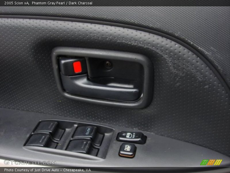 Phantom Gray Pearl / Dark Charcoal 2005 Scion xA