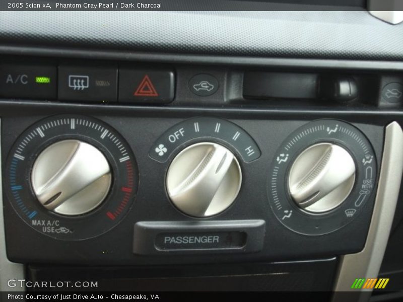 Phantom Gray Pearl / Dark Charcoal 2005 Scion xA