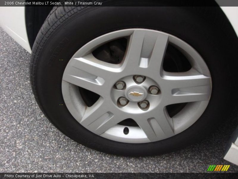 White / Titanium Gray 2006 Chevrolet Malibu LT Sedan