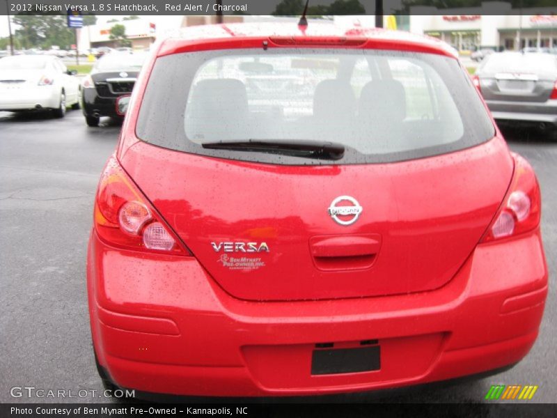 Red Alert / Charcoal 2012 Nissan Versa 1.8 S Hatchback