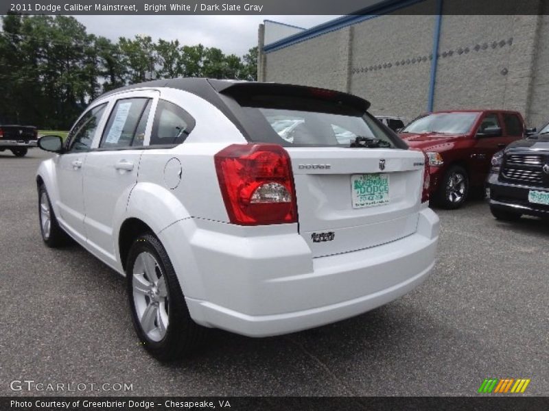 Bright White / Dark Slate Gray 2011 Dodge Caliber Mainstreet