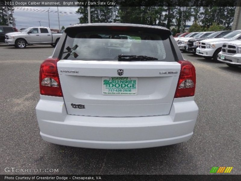 Bright White / Dark Slate Gray 2011 Dodge Caliber Mainstreet