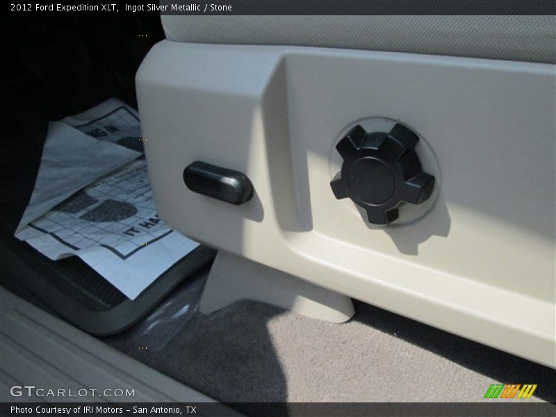 Ingot Silver Metallic / Stone 2012 Ford Expedition XLT