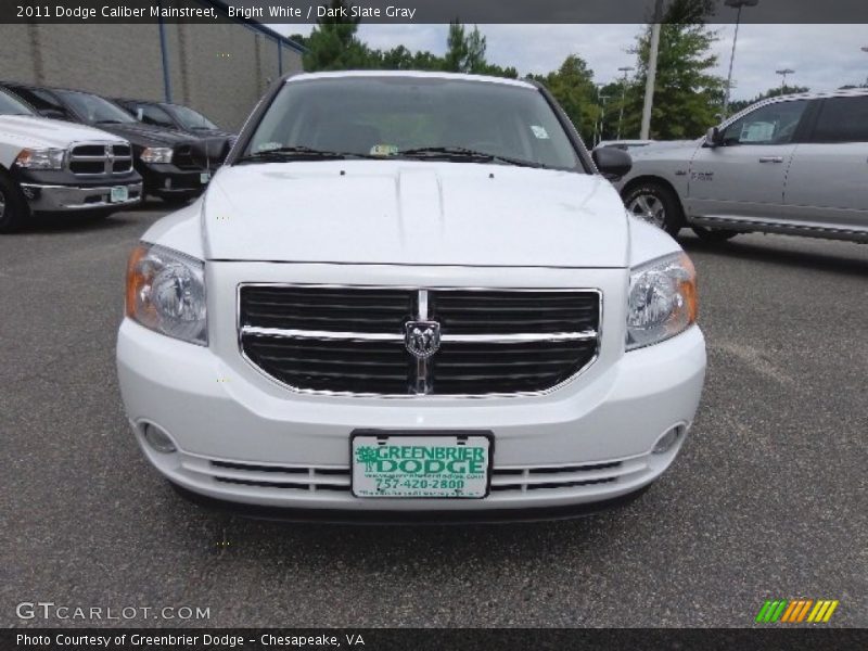 Bright White / Dark Slate Gray 2011 Dodge Caliber Mainstreet