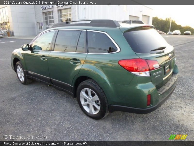 Cypress Green Pearl / Ivory 2014 Subaru Outback 2.5i Premium