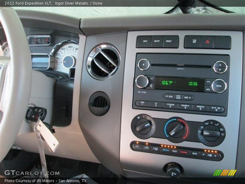 Ingot Silver Metallic / Stone 2012 Ford Expedition XLT