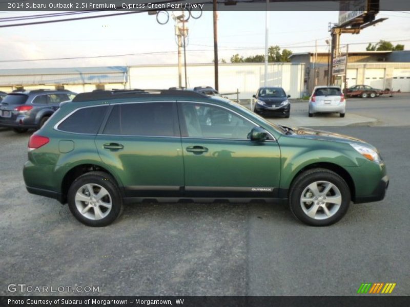 Cypress Green Pearl / Ivory 2014 Subaru Outback 2.5i Premium