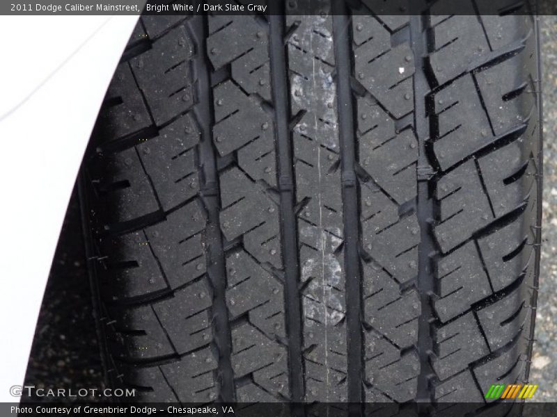 Bright White / Dark Slate Gray 2011 Dodge Caliber Mainstreet