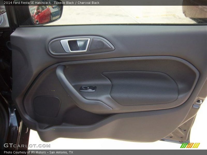 Tuxedo Black / Charcoal Black 2014 Ford Fiesta SE Hatchback