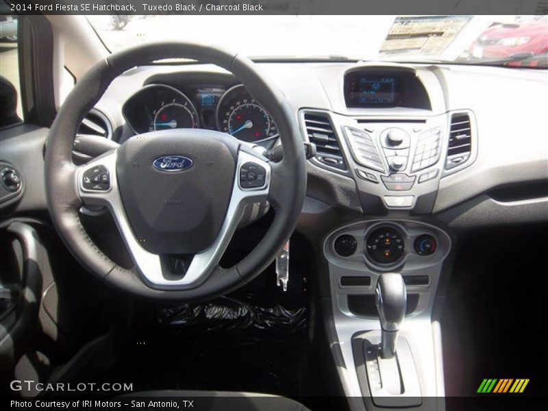 Tuxedo Black / Charcoal Black 2014 Ford Fiesta SE Hatchback