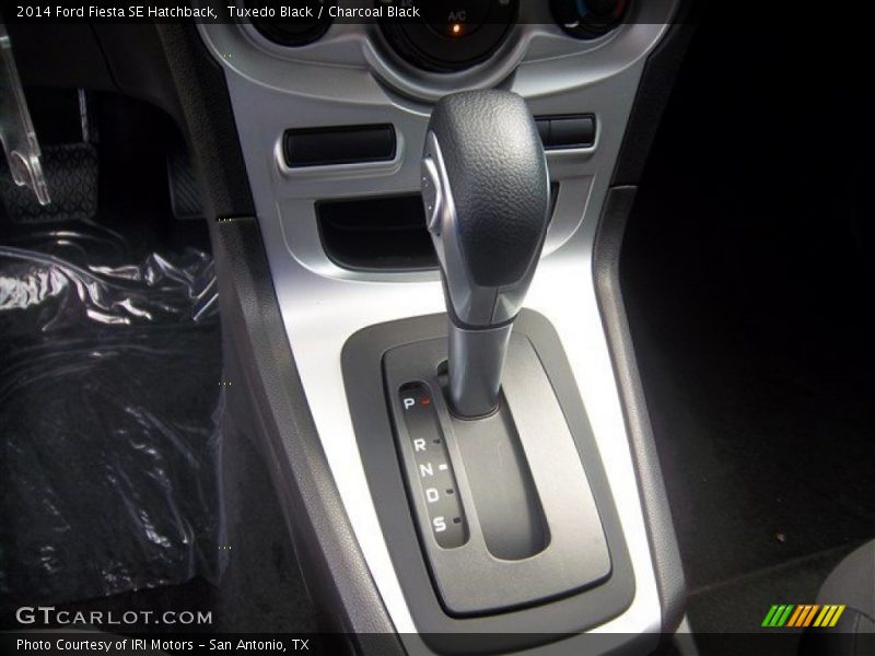 Tuxedo Black / Charcoal Black 2014 Ford Fiesta SE Hatchback