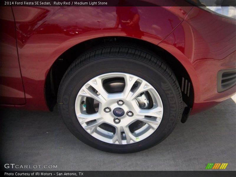 Ruby Red / Medium Light Stone 2014 Ford Fiesta SE Sedan