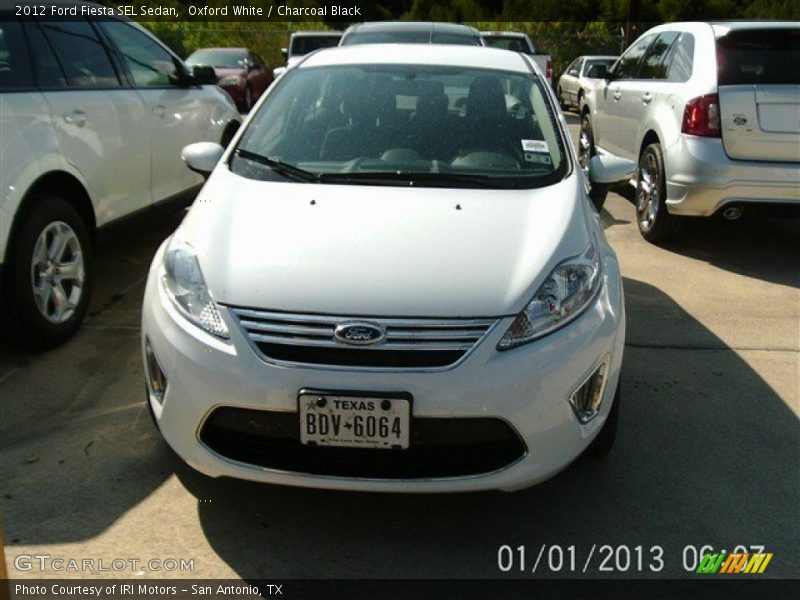 Oxford White / Charcoal Black 2012 Ford Fiesta SEL Sedan