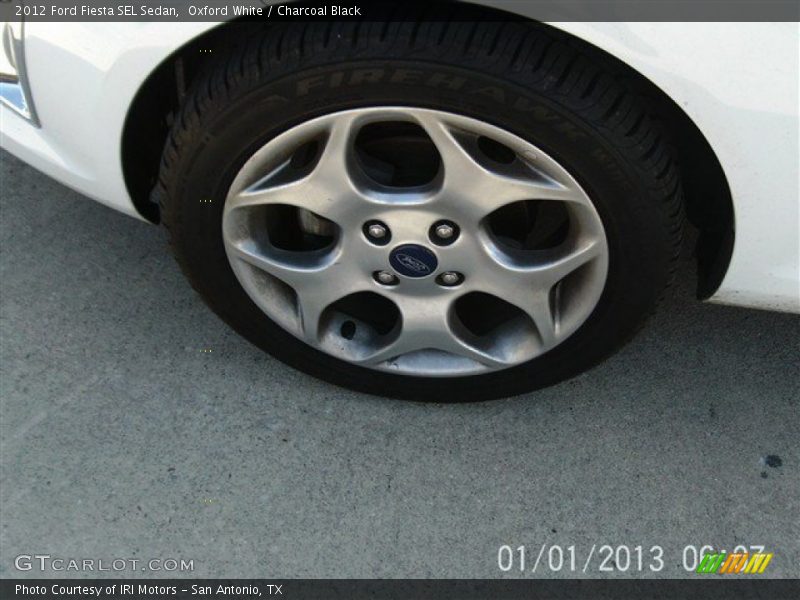 Oxford White / Charcoal Black 2012 Ford Fiesta SEL Sedan