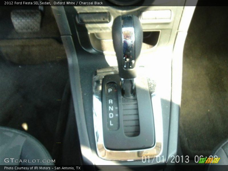 Oxford White / Charcoal Black 2012 Ford Fiesta SEL Sedan