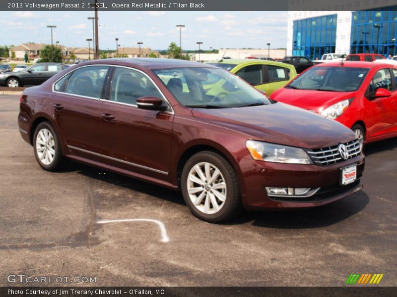 Opera Red Metallic / Titan Black 2013 Volkswagen Passat 2.5L SEL