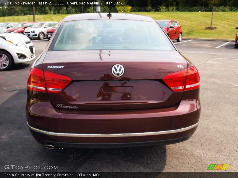 Opera Red Metallic / Titan Black 2013 Volkswagen Passat 2.5L SEL