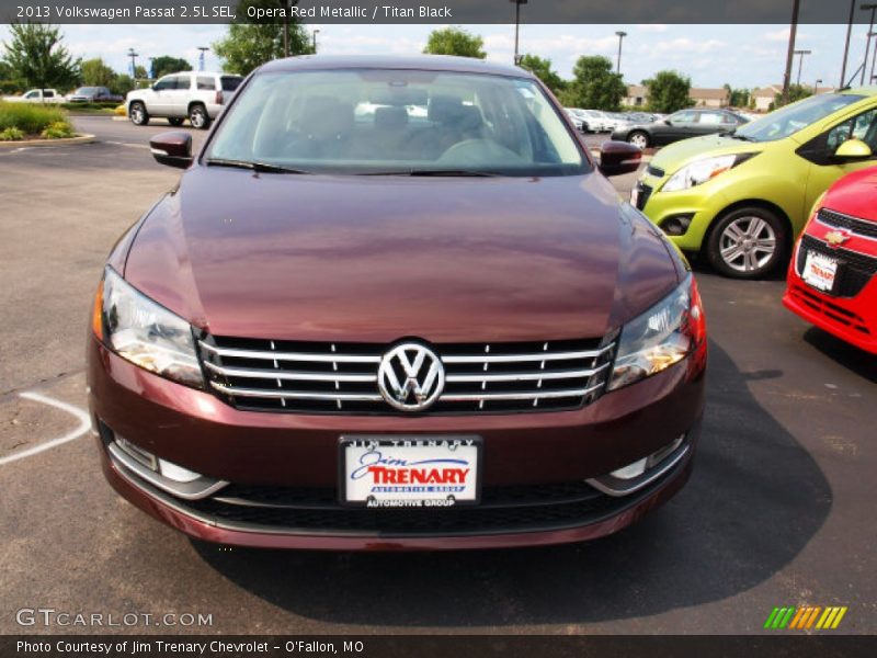 Opera Red Metallic / Titan Black 2013 Volkswagen Passat 2.5L SEL
