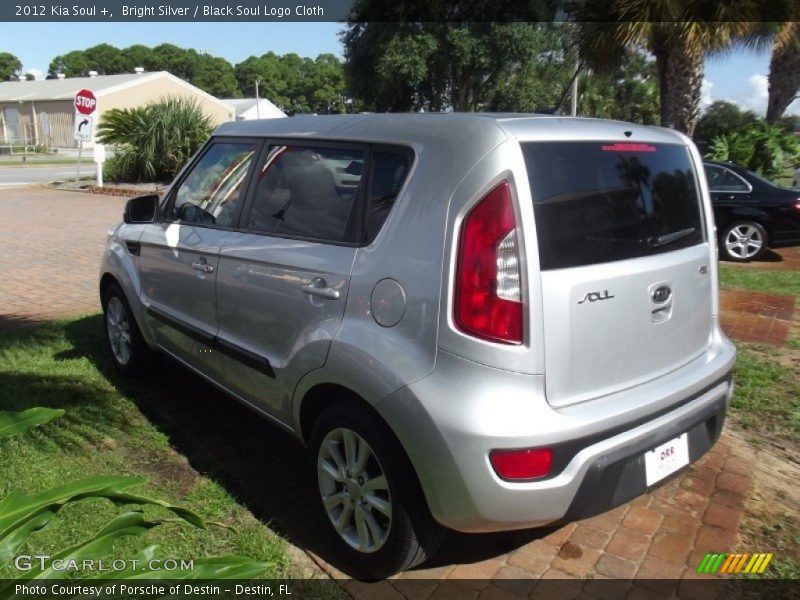 Bright Silver / Black Soul Logo Cloth 2012 Kia Soul +