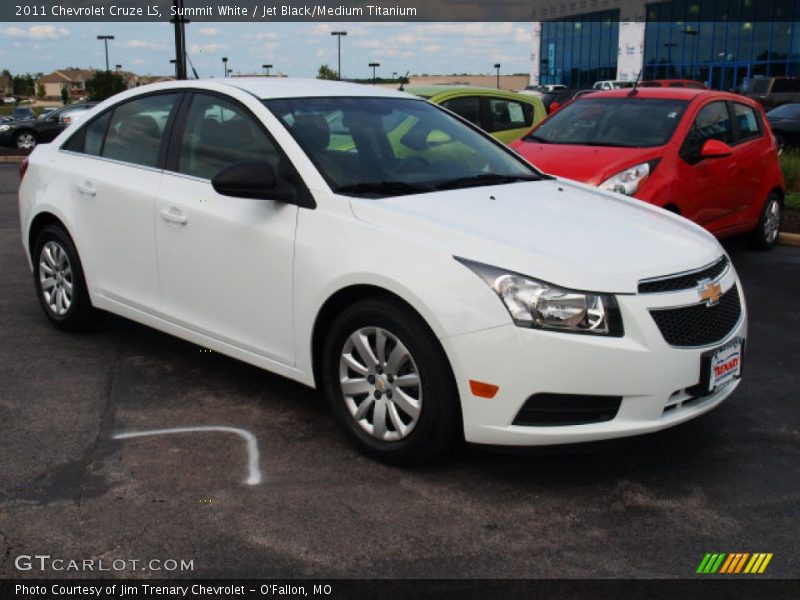 Summit White / Jet Black/Medium Titanium 2011 Chevrolet Cruze LS