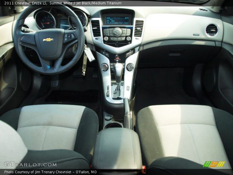 Summit White / Jet Black/Medium Titanium 2011 Chevrolet Cruze LS