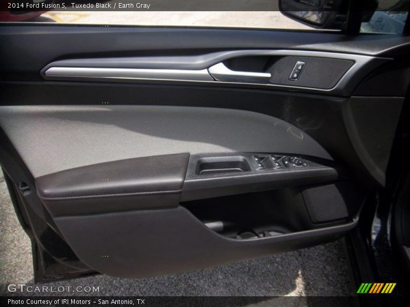Tuxedo Black / Earth Gray 2014 Ford Fusion S
