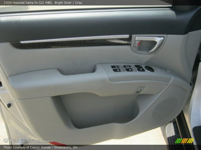 Bright Silver / Gray 2009 Hyundai Santa Fe GLS 4WD