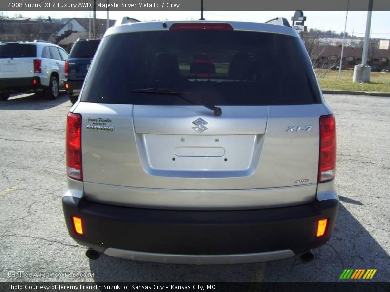 Majestic Silver Metallic / Grey 2008 Suzuki XL7 Luxury AWD