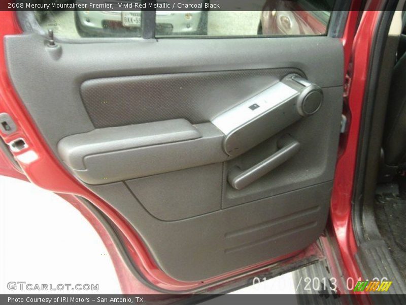 Vivid Red Metallic / Charcoal Black 2008 Mercury Mountaineer Premier