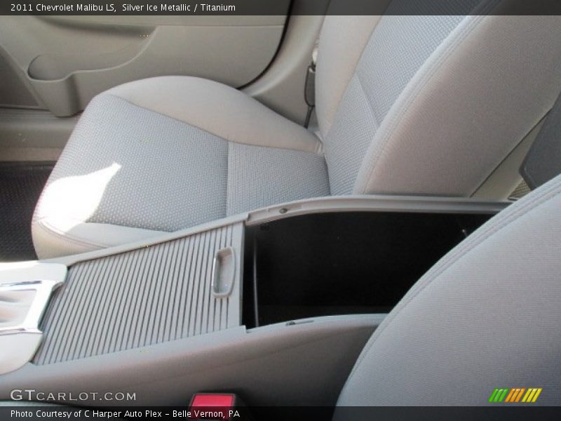 Silver Ice Metallic / Titanium 2011 Chevrolet Malibu LS